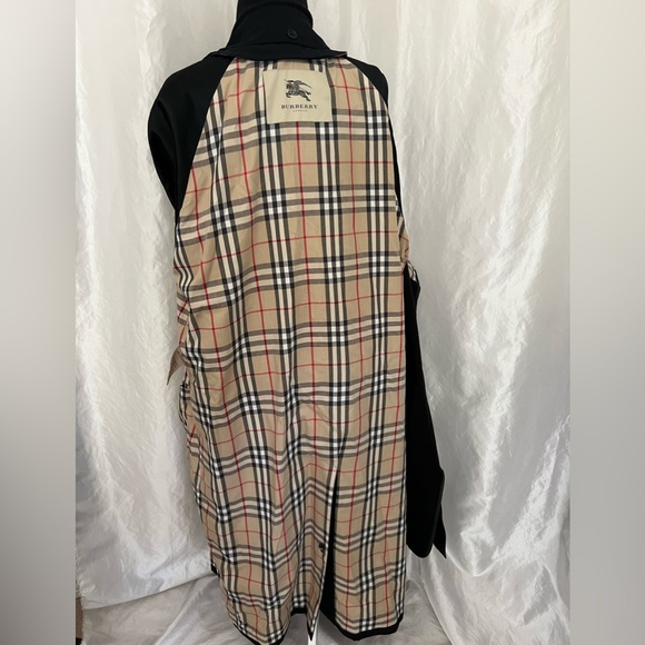Burberry Black Long Trench Coat Man’s EU 42R - Picture 11 of 17